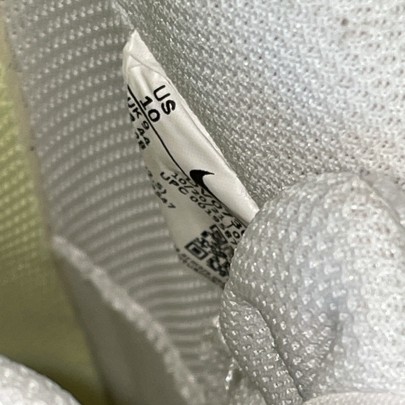 Brand New Nike US 10 EUR 44 Men’s Court Vision Low Canvas White Sesame Sneakers - Picture 14 of 16